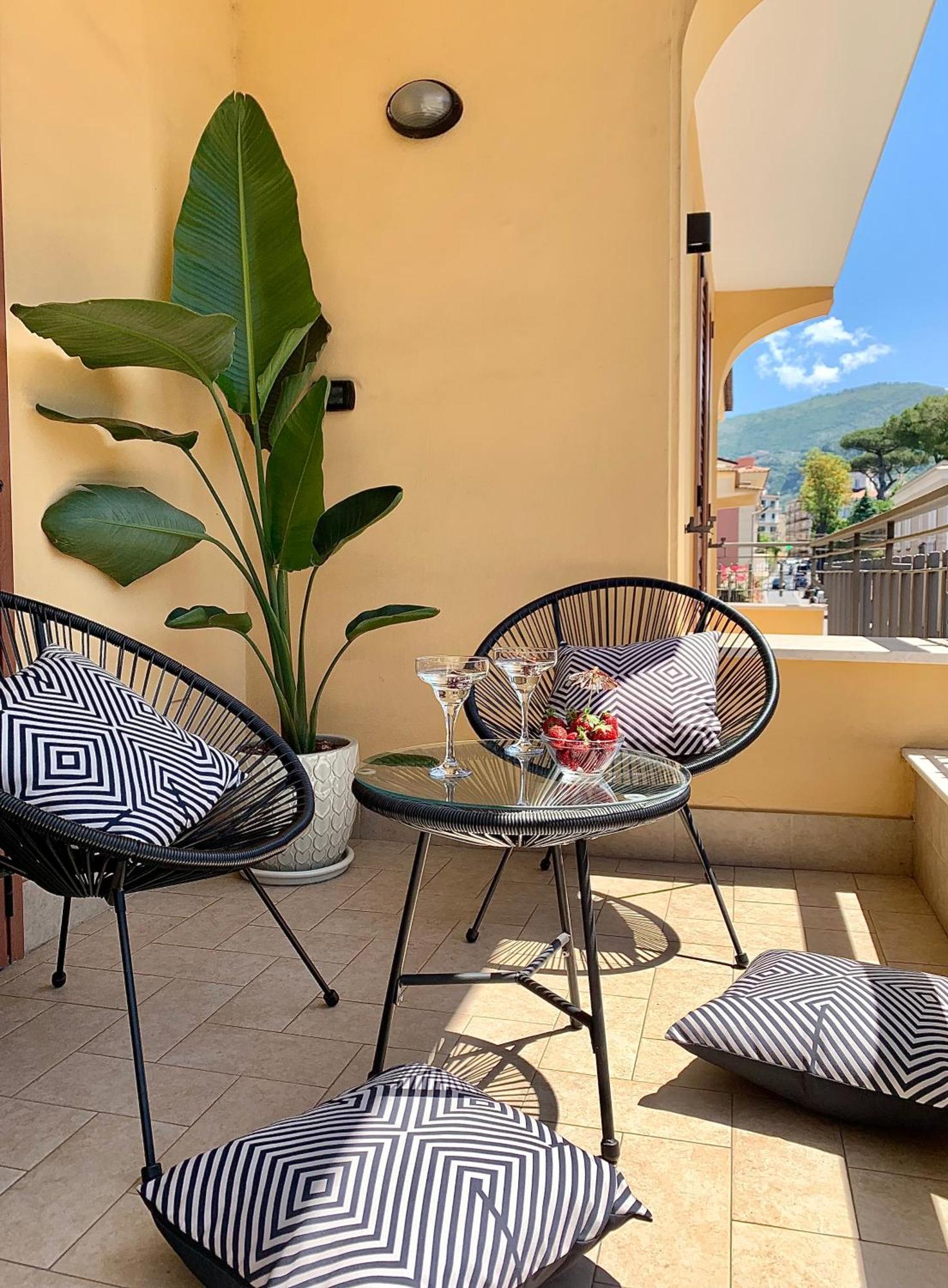 Flat 252 Sorrento Apartments サンタニェッロ エクステリア 写真